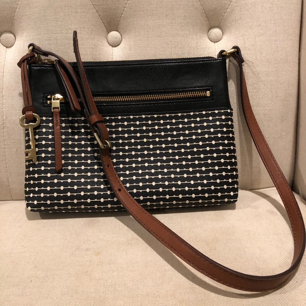 Never worn small Fossil purse